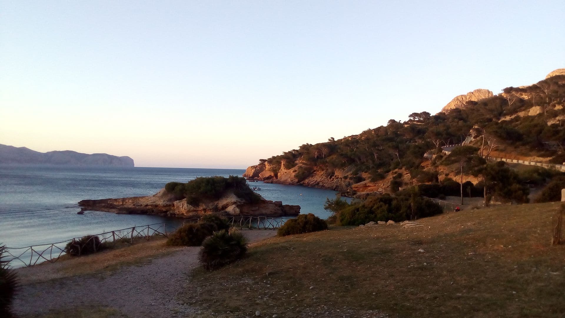 activities-ermita-de-la-santissima-trinitat