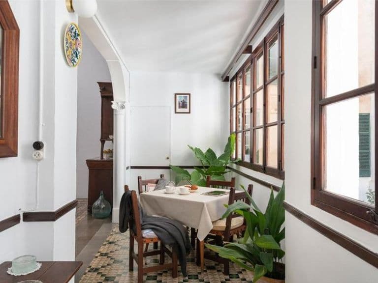 stay-hostal-pons